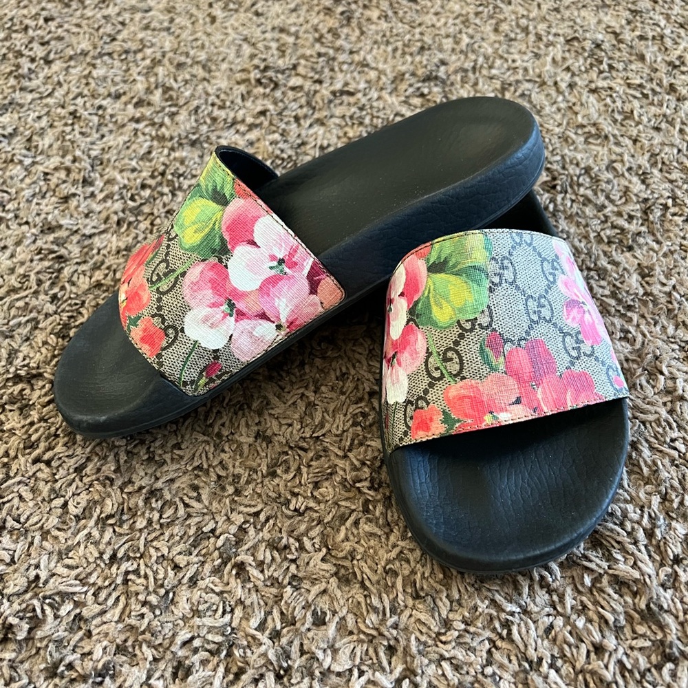 Gucci Blooms Slides